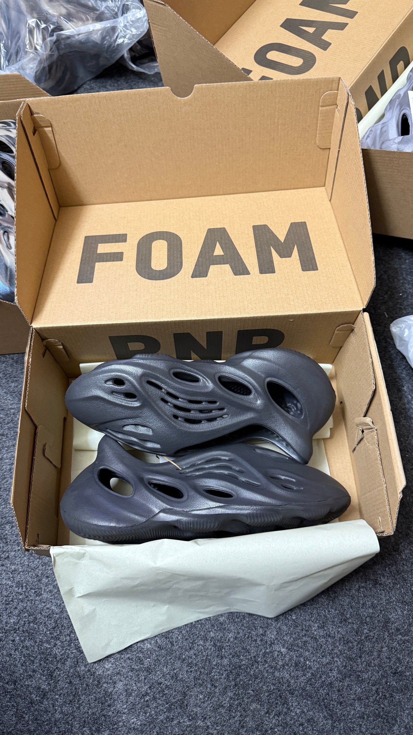 Yeezy Foam Runner 'ONYX'