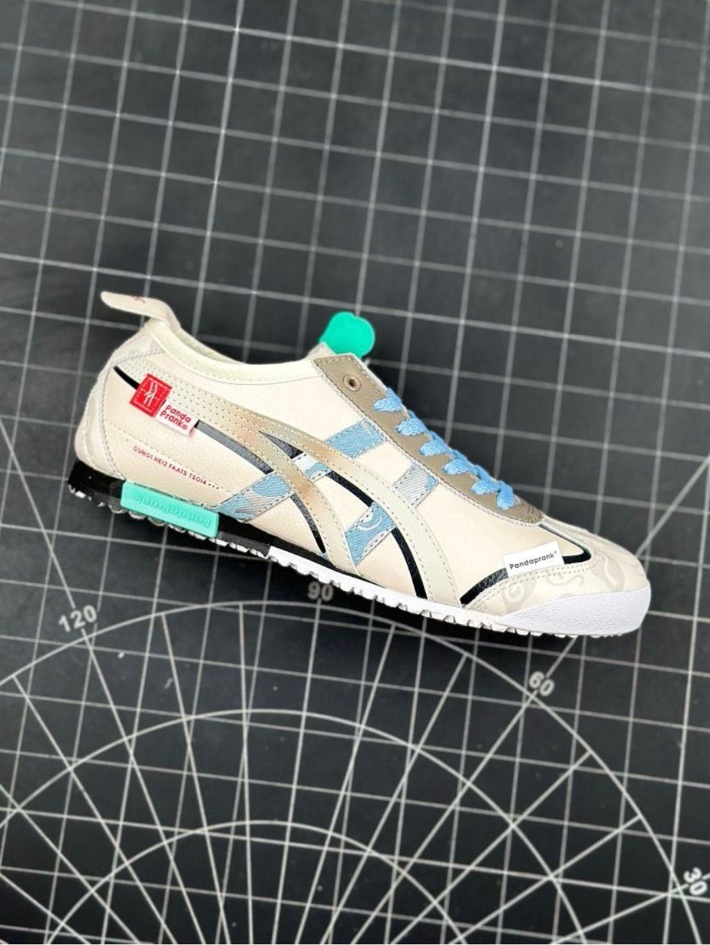 ONITSUKAA TIGER x PANDA PRANK “MEXICO 66”