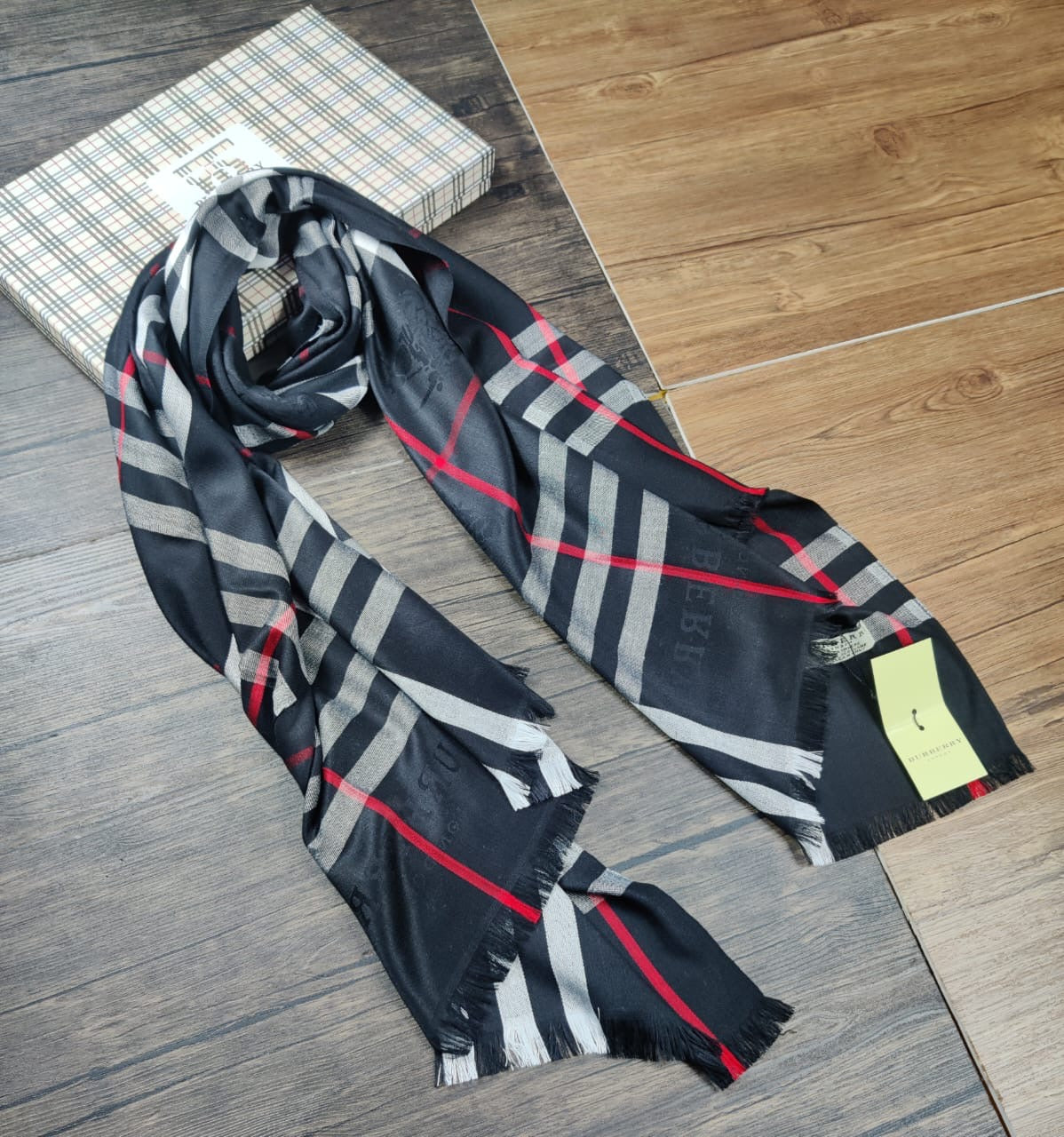 SCARFS (premium brands mix)
