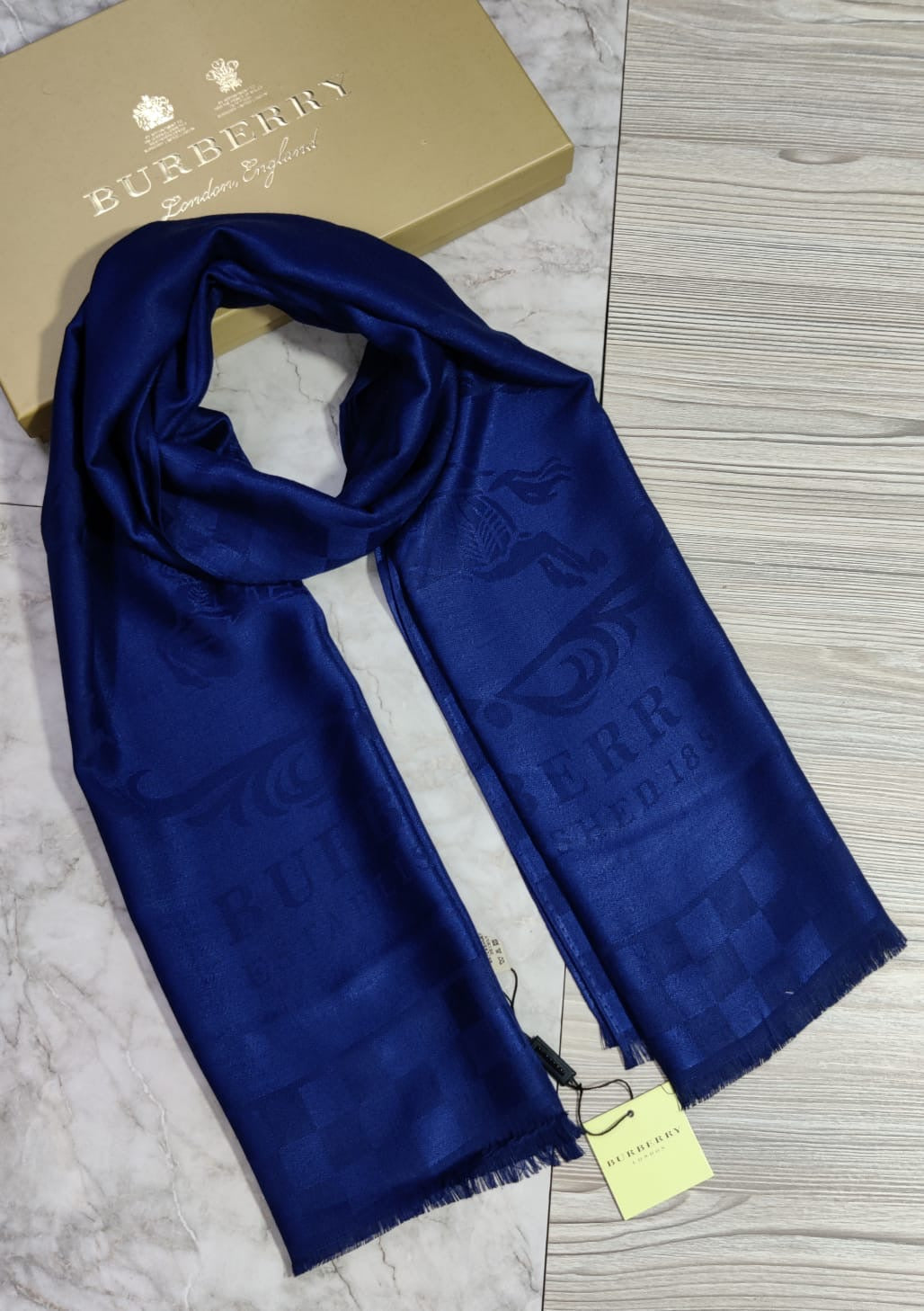 SCARFS (premium brands mix)