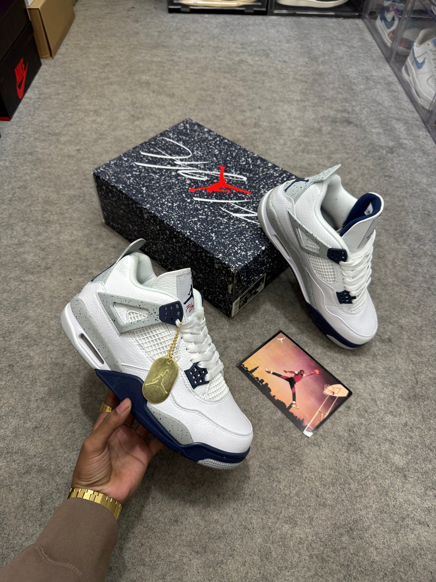 Retro 4 'Midnight Navy'