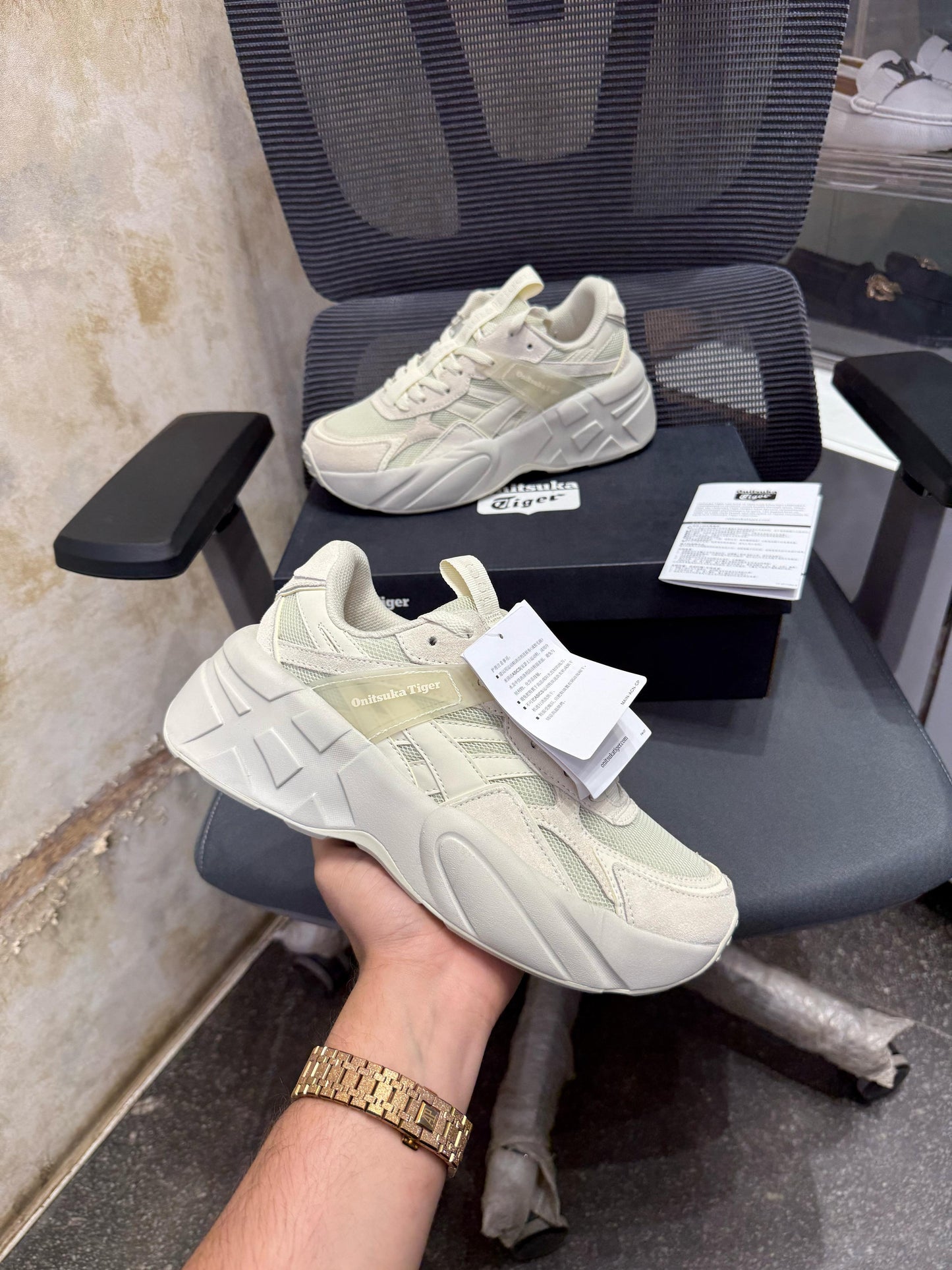 ONITSUKAA TIGER SP “ BEIGE”