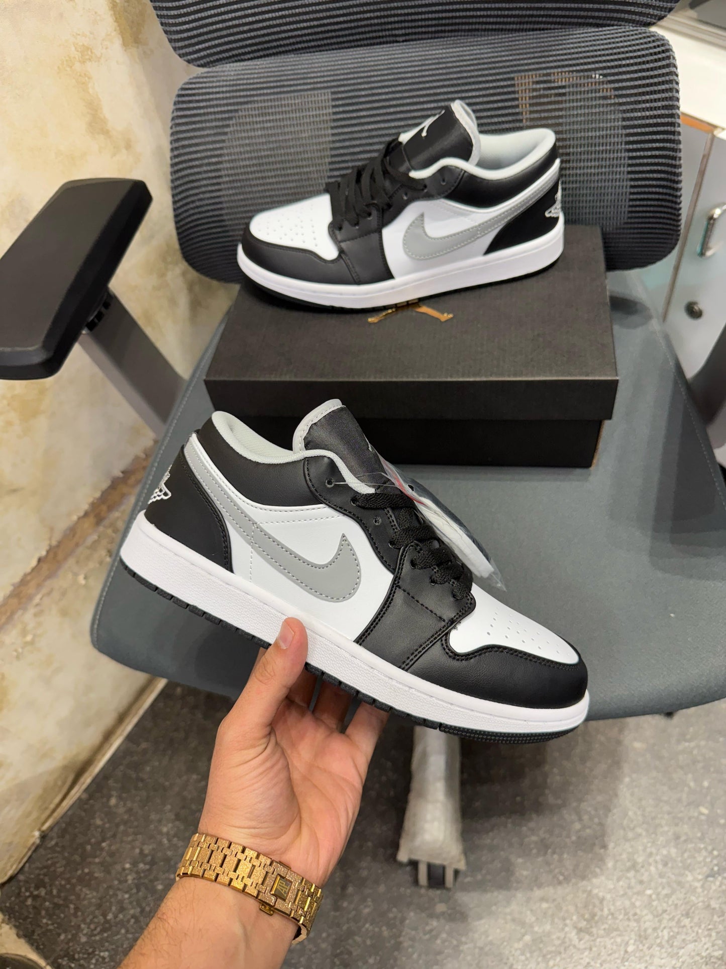 Air Jordan 1  low “ PARTICAL GREY”