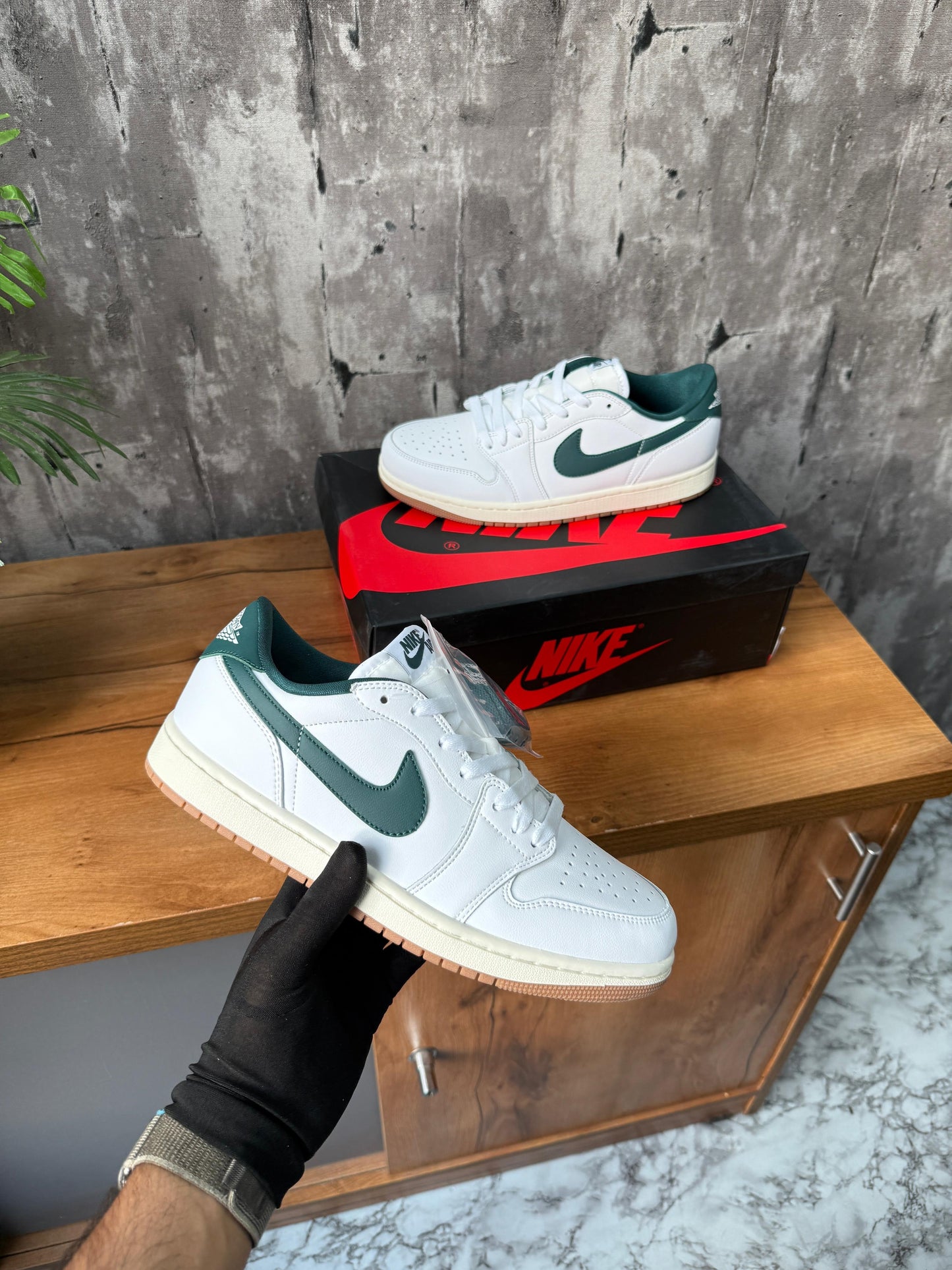 AJ1 Low  'Oxidised Green'