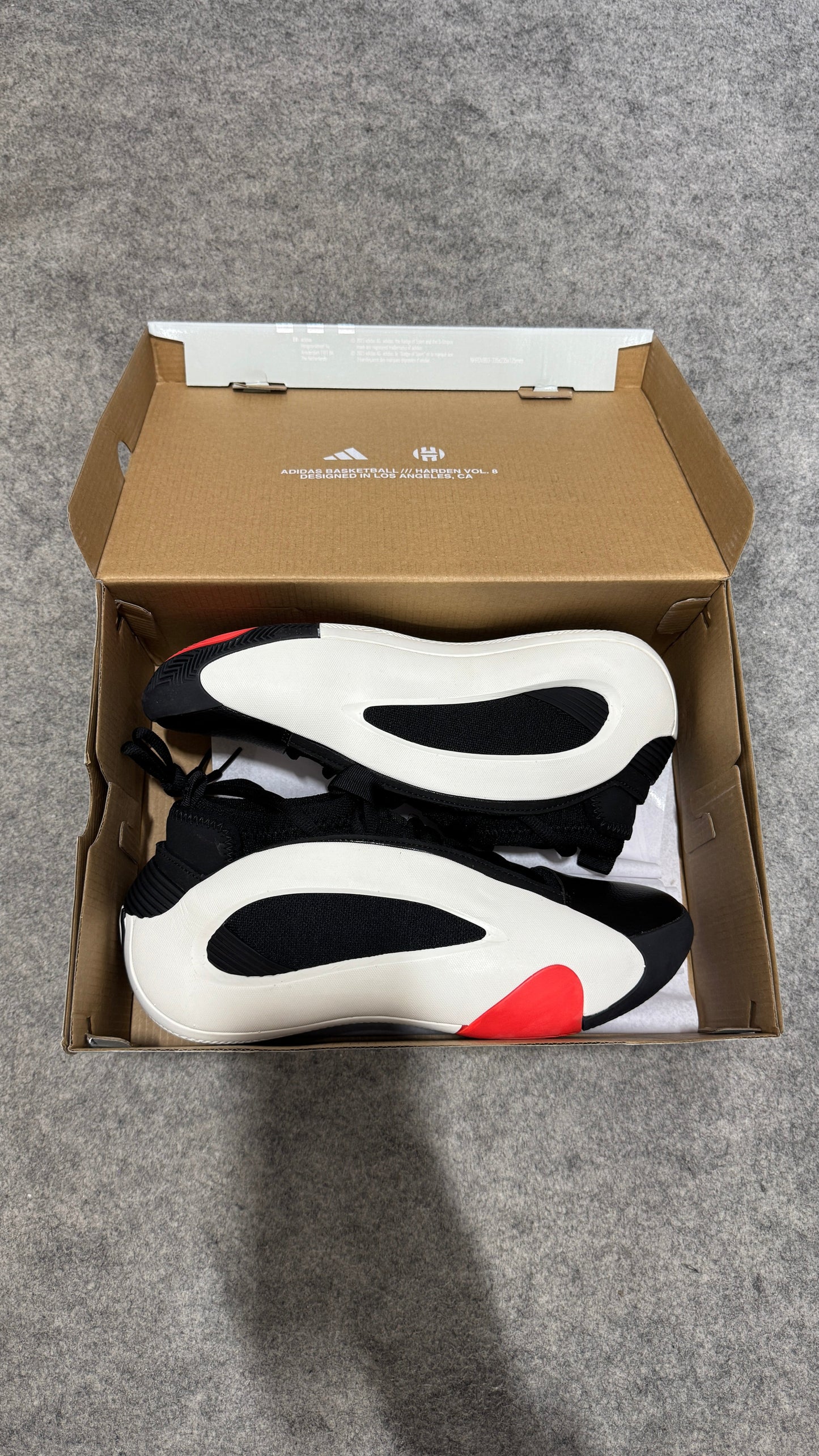 Adidas Harden Volume 8 pioneer