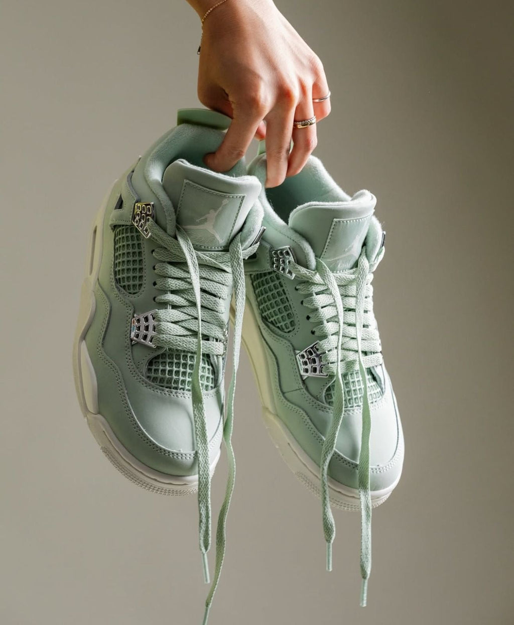 Retro 4 'Abundance'