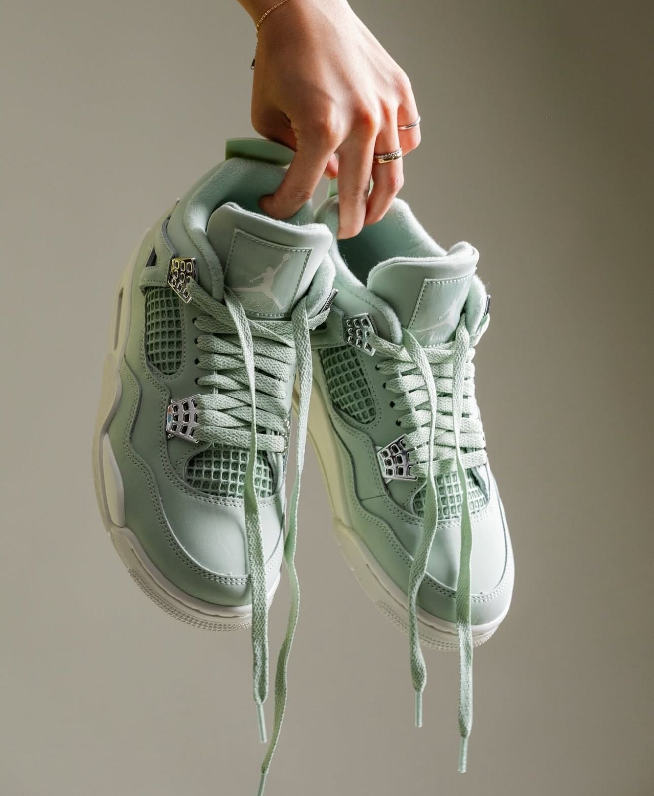 Retro 4 'Abundance'