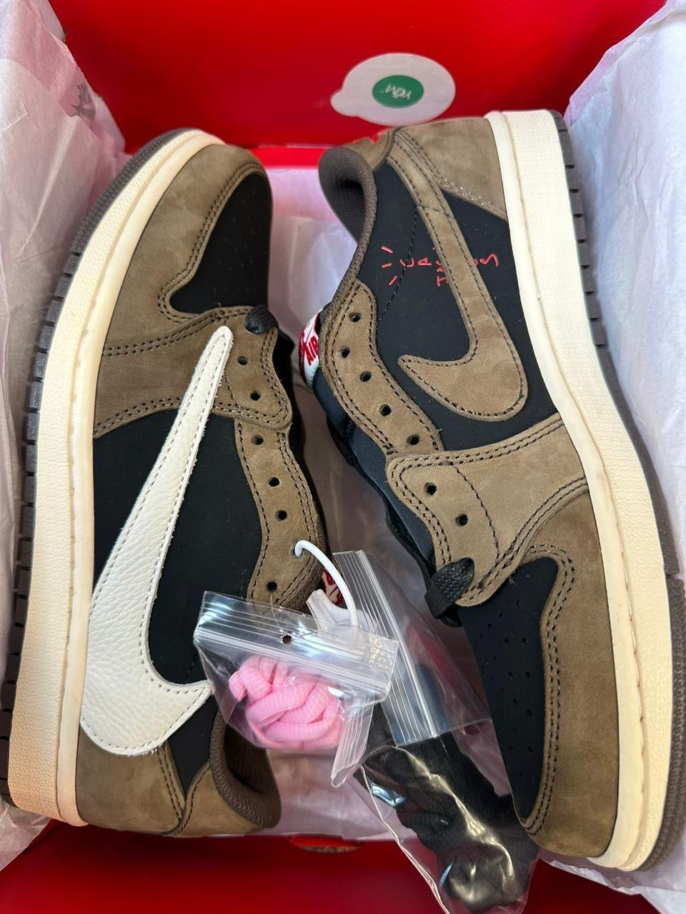 AJ 1 Low x Travis Scott 'Mocha' (UA)