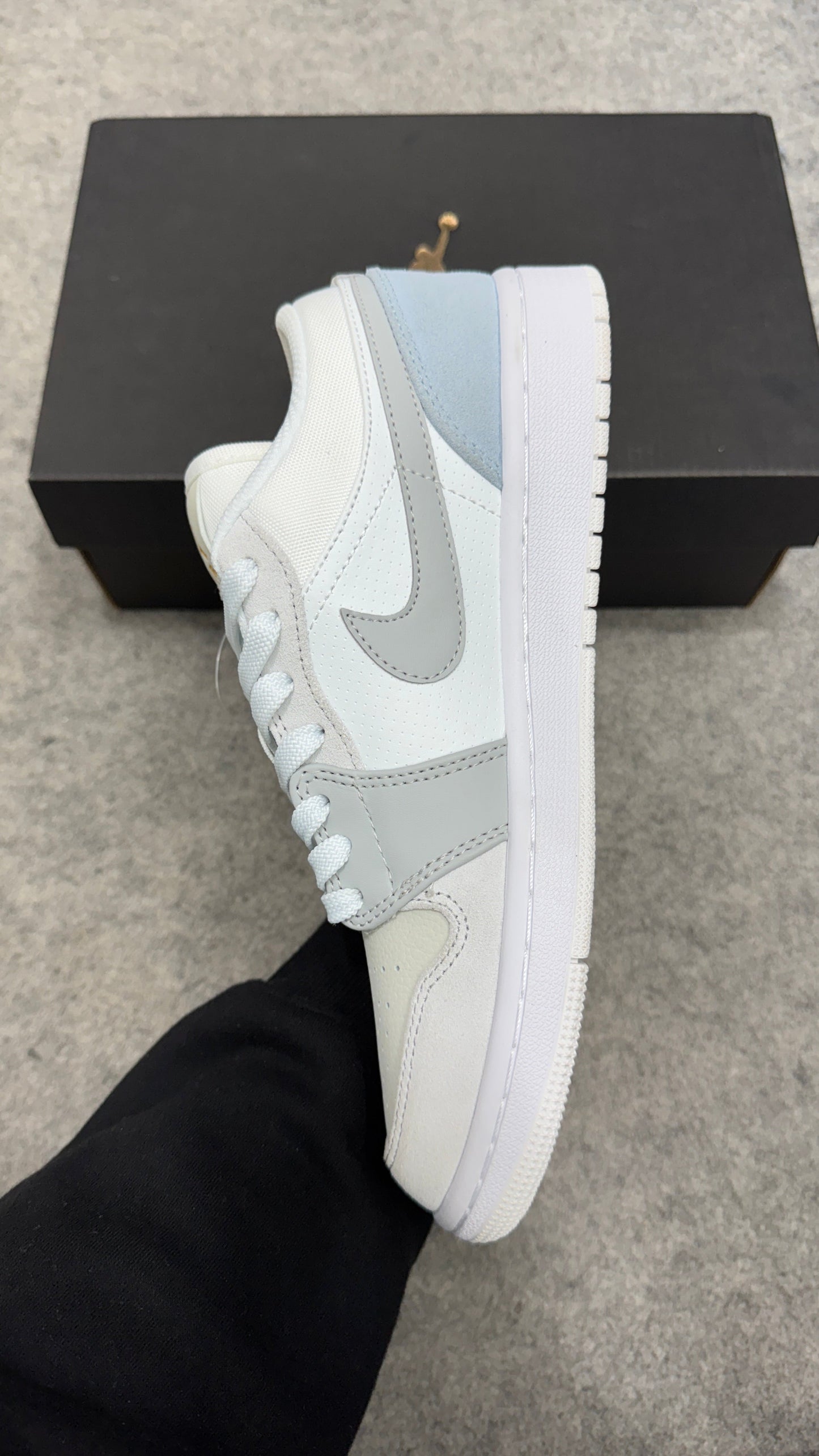 AJ 1 Low 'PARIS'