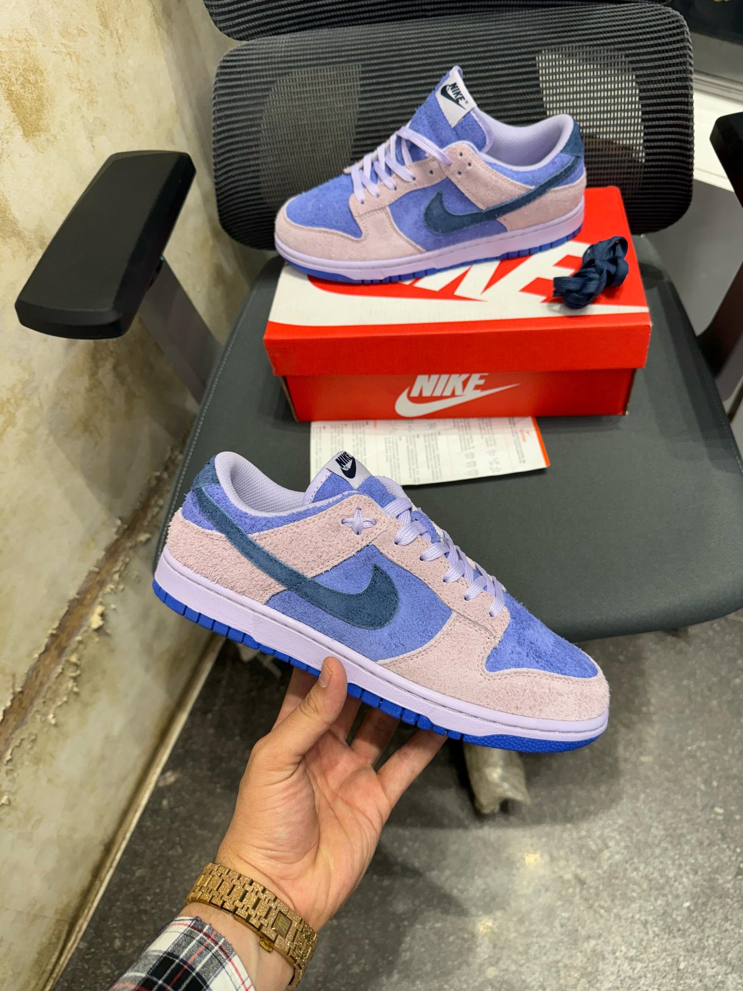 Nike Dunk Low SB x “HYDRANGEAS”