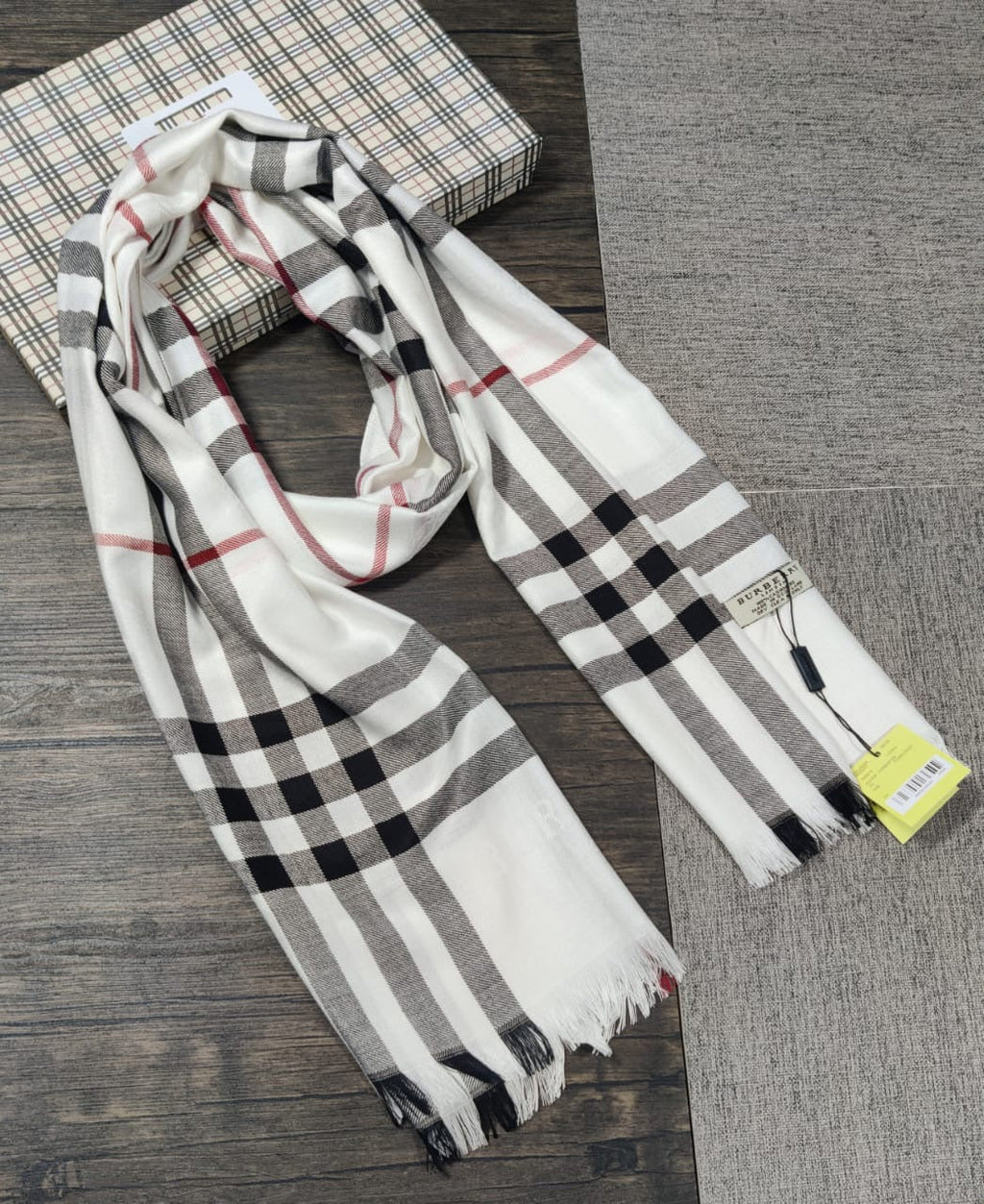 SCARFS (premium brands mix)