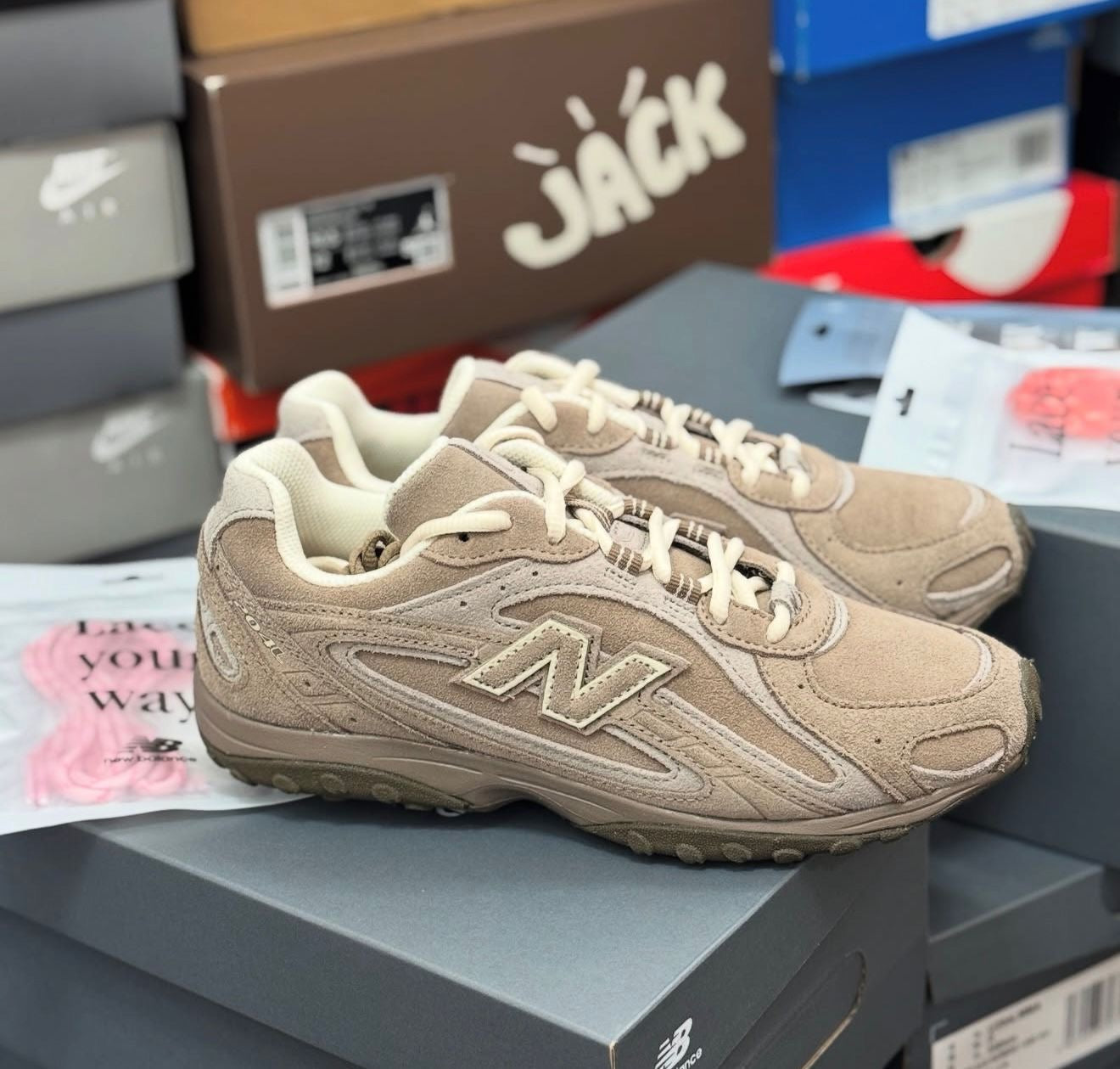 New Balance 204L 'Mushroom Arid Stone'