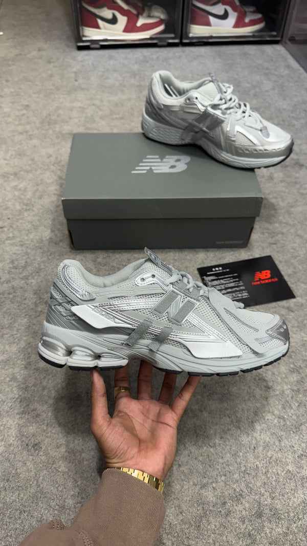 New Balance 1906A “Concrete Silver”